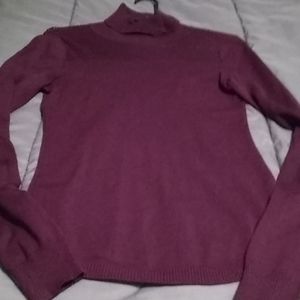 Long sleeve turtle neck shirt